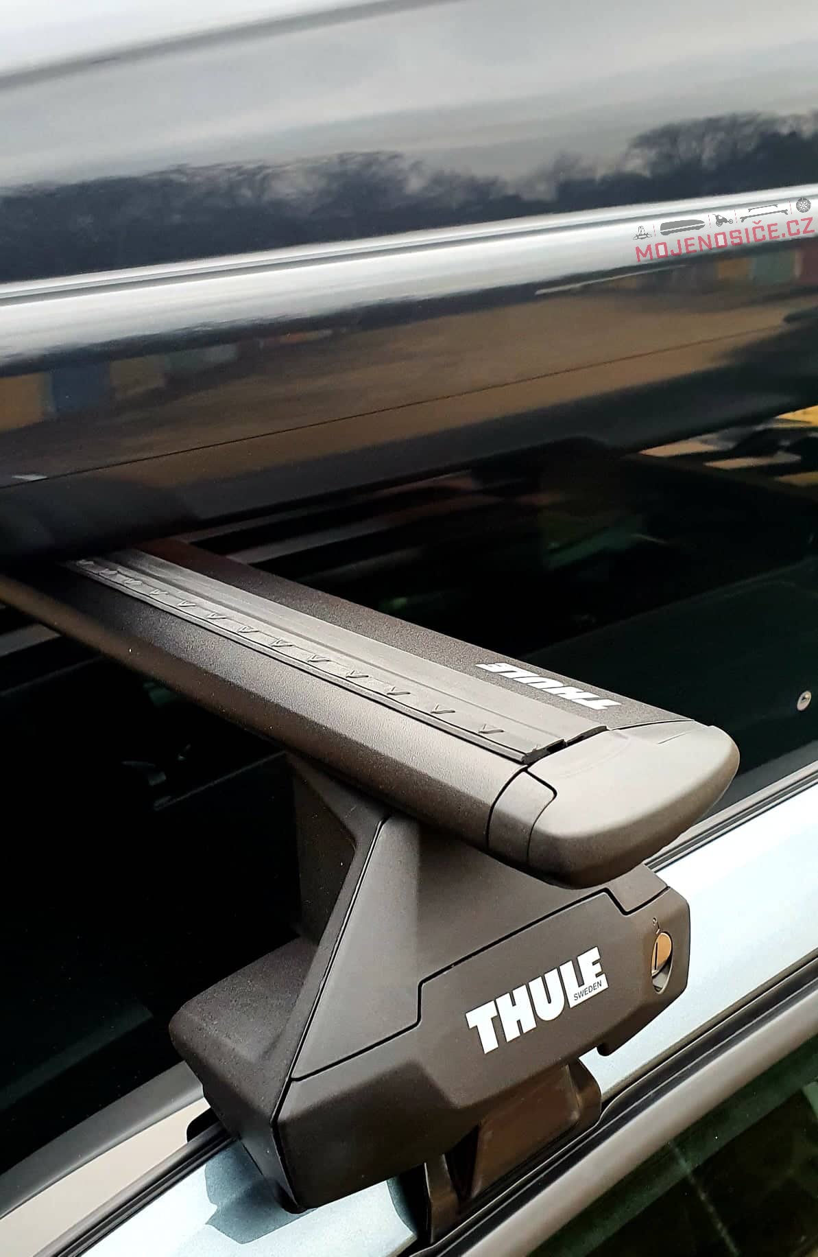 Støešní nosièe Thule Ford Focus III 5-dr Hatchback 2011 - 2018 - zvìtšit obrázek